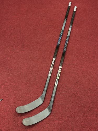 2 pack CCM Ribcor Trigger 8 Pro Right Handed Hockey Stick P29 100 Flex Pro Stock (New) item#PSBBT8