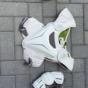 Medium Adult Maverik Shoulder Pads (Used)