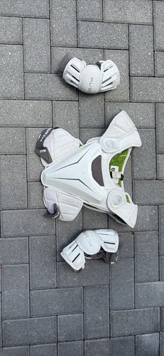Medium Adult Maverik Shoulder Pads (Used)