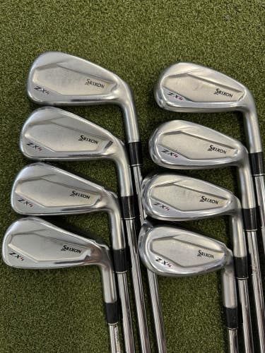Srixon ZX4 Iron Set 4-PW Steel Nippon N.S. Pro 950GH Reg Flex RH Face Forged
