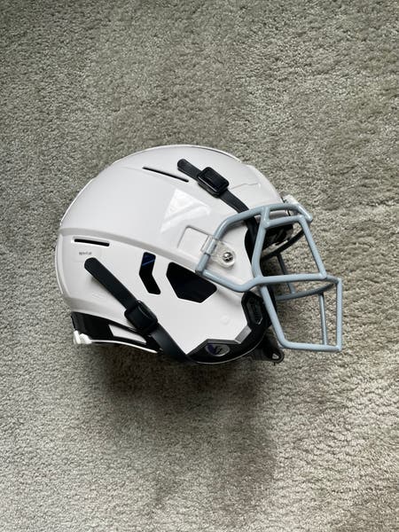 buy f7 helmet Schutt Air but with improved impact performance for maximum athlete protection and increased athlete comfort Schutt F7 2.0 Adult Football