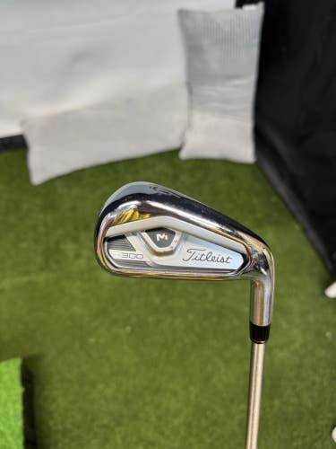 Titleist T300 2021 Single 6 Iron Aerotech SteelFiber i95 Regular Flex RH