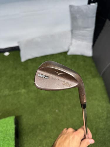 Mizuno T22 58* 12 Dynamic Gold Tour S400 Shaft RH