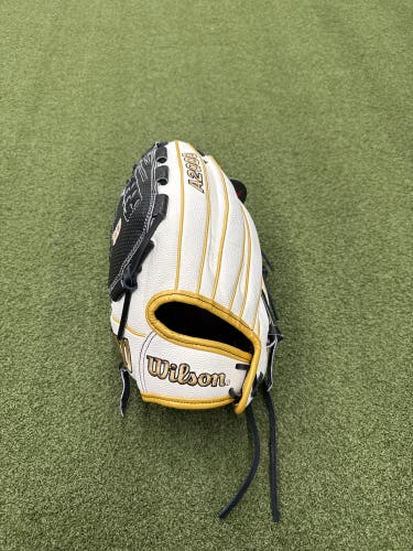 Wilson A2000 LH Pitcher's Softball Glove White and Black w/ Black Laces 12.5" (New)