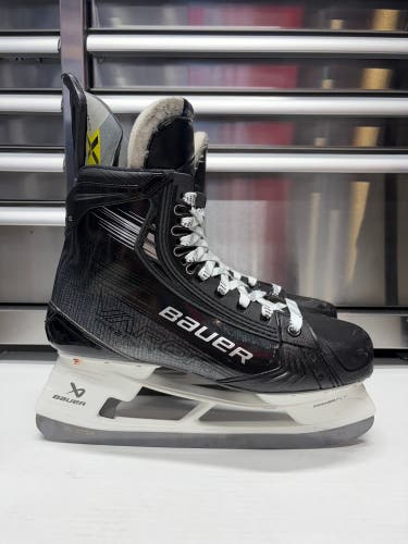 Bauer Vapor Hyperlite 2 Hockey Skates Size 11 FIT 2 296mm (Like New) NHL Pro Stock