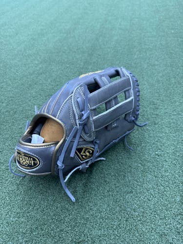 Louisville Slugger LXT RH Softball Glove Grey w/ Grey Laces 12.5" (New)