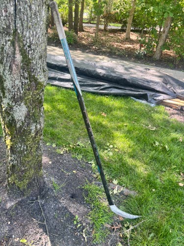 Intermediate Bauer Nexus Tracer Right Handed Hockey Stick P28 65 Flex (Used)