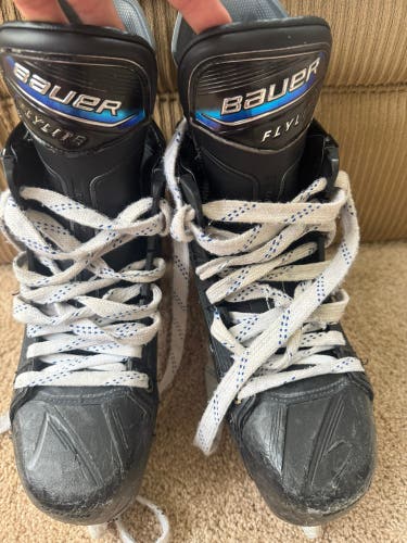 2025 Bauer Vapor Flylite Hockey Skates Size 7 Fit 2 Regular Width – 2 Sets of Steel