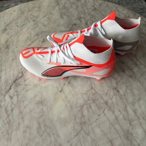 Puma Ultra 5 Match + FG/AG Unlimited.  Women's size 9 (New)