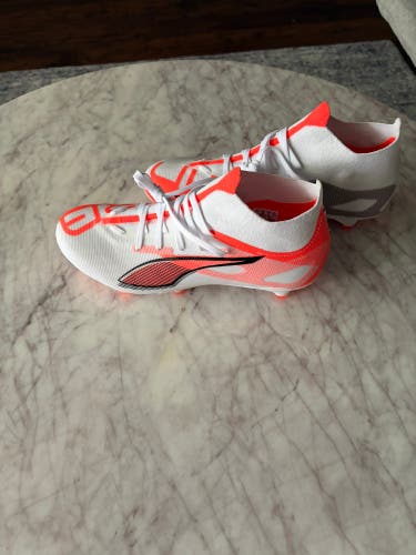 Puma Ultra 5 Match + FG/AG Unlimited. Women's size 9 (New)