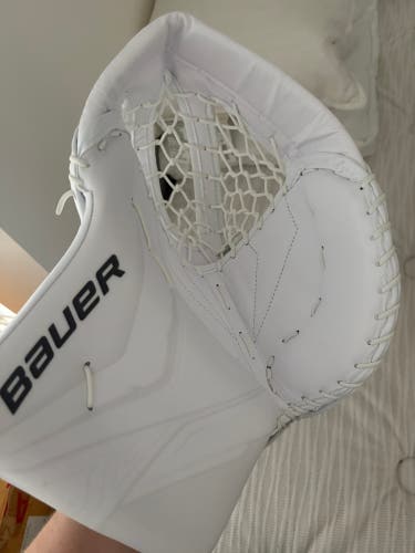 Bauer Hyperlite Regular (New)