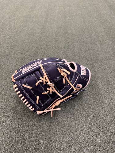 Wilson A2000 LH Pitcher's Baseball Glove 12" (New)