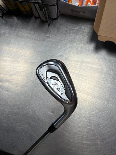 Men's Titleist T200 8 Iron Right Handed Stiff Flex Steel Shaft (Used)
