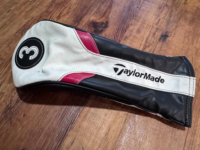 TaylorMade Generic White-Black-Red (3) Fairway Wood Head Cover 2407