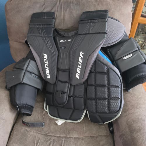 Large 2023 Bauer Elite Goalie Chest Protector (Used)