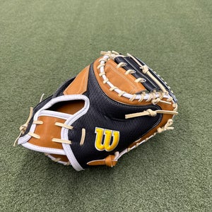 Wilson A2000 RH Catcher's Baseball Glove 33.5" (New)