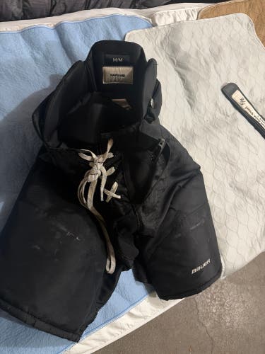 Women's Senior Medium Bauer Custom Pro Hockey Pants Pro Stock (Used)