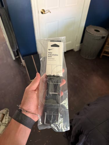 Nike black baseball belt