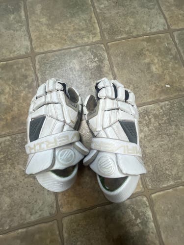 Maverik M5 Lacrosse Gloves (Used)