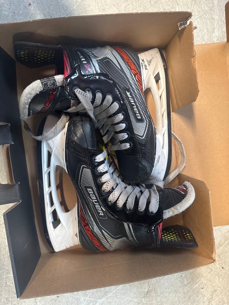 Bauer Vapor XLTX Pro+ Hockey Skates Regular Width Size 3 (Used)
