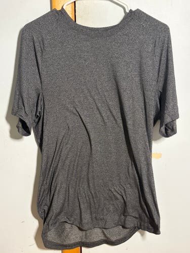 Gray Medium/Large Men's Lululemon Shirt (Used)