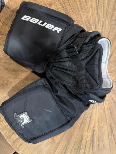 Youth Large/Extra Large Bauer Prodigy Hockey Goalie Pants (Used)