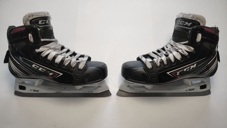 CCM JetSpeed FT460 Hockey Goalie Skates Regular Width Junior 5.5 (Used)