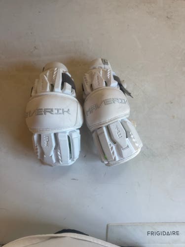 Medium Adult Maverik Max Arm Pads (Used)