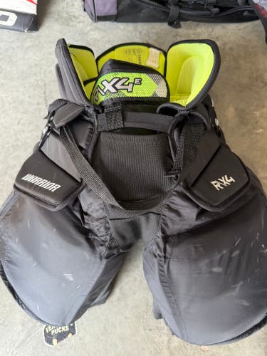 Intermediate Medium/Large Warrior Ritual X4 Hockey Goalie Pants (Used)