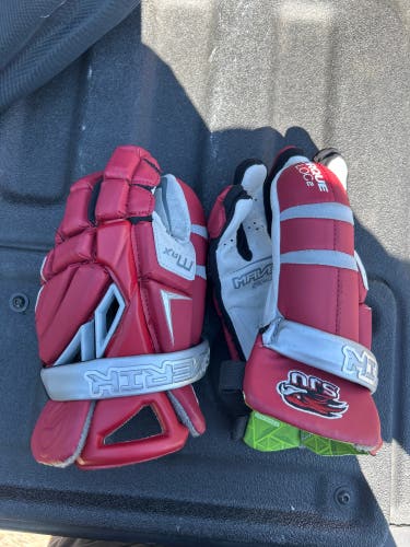 Maverik Max Lacrosse Gloves (Used)