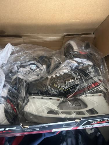 New Bauer Vapor 2x Pro Ice Hockey Skates 6 D LS5 Black Steel
