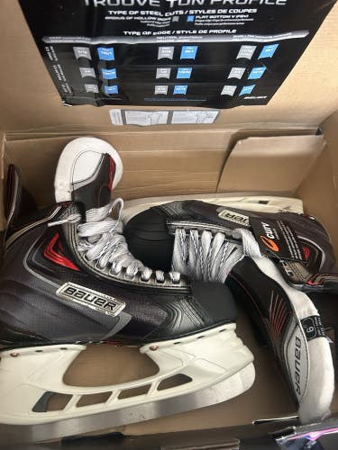New Bauer Vapor APX2 Pro Ice Hockey Skates 6 D LS3  Steel