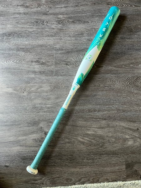 2026 Louisville Slugger Kryo Composite Bat (-9) 25 oz 34" display bat - basically new