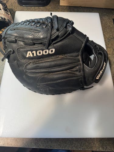 Wilson A1000 RH Catcher's Baseball Glove 33" (Used)