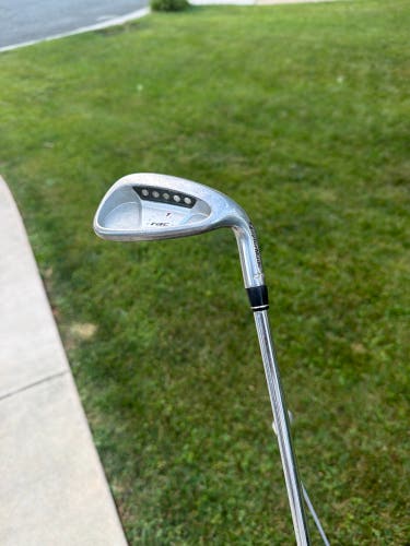 TaylorMade Rac 9 Iron Right Handed Regular Flex Graphite/Steel Shaft (Used)