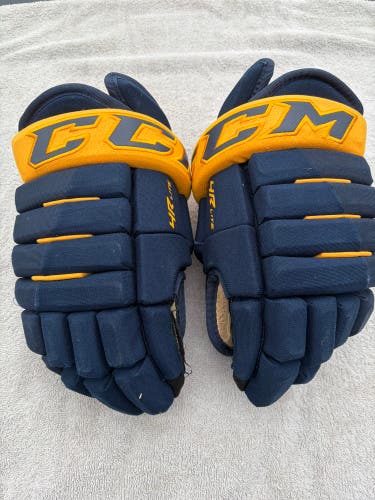 CCM Tacks 4 Roll Lite Gloves 14" (Used)