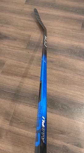 Senior CCM JetSpeed FT8 Pro Left Hand Hockey Stick P28M 85 Flex Pro Stock (New)