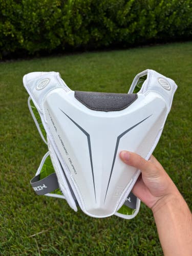 Large Adult Maverik M5 Speed Pad Shoulder Pads (Used)