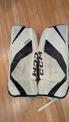 26" CCM YTFLEX 3 Goalie Leg Pads (Used)