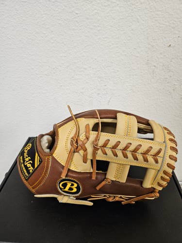 Buckler Maestro 11.5" Infielder Glove Camel/Mocha