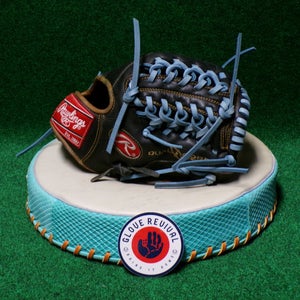 RH Rawlings Heart of the Hide Baseball Glove 11.75"