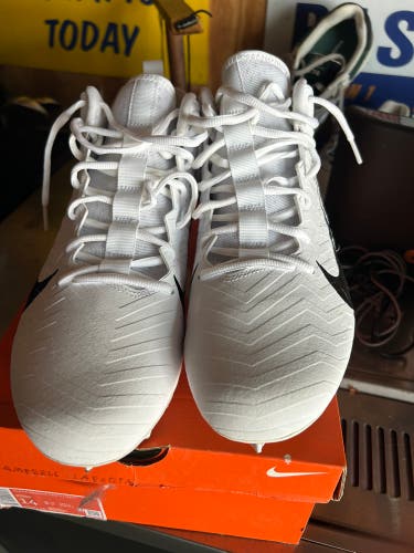 Men's Size M 14.0 (W 15.0) Nike Alpha Menace Pro 2 Low Top Molded Cleats (New)