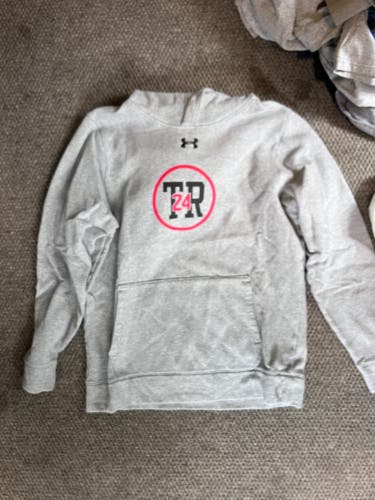 BU Hockey Travis Roy Gray Men's Large Under Armour Sweatshirt (Used)
