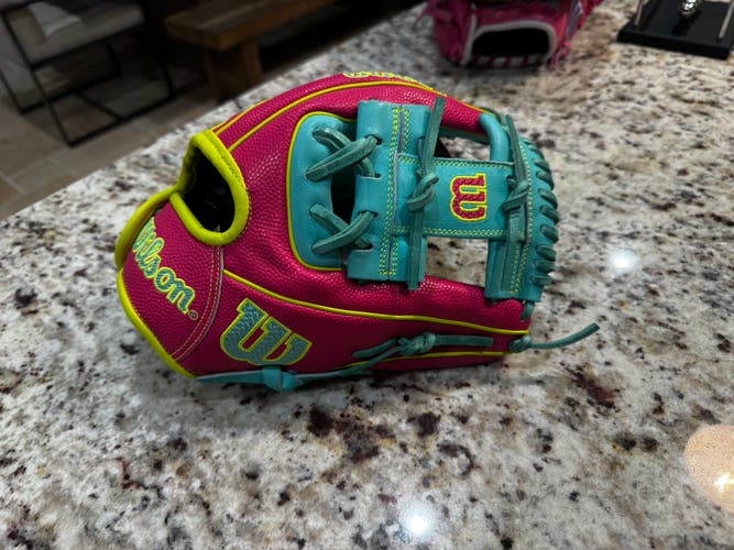 Wilson A2000 RH Infield Baseball Glove 11.5" (New)