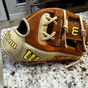 Wilson A2000 RH Infield Baseball Glove 11.75" (New)