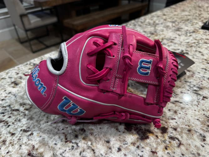 Wilson A2000 RH Infield Baseball Glove 11.5" (New)