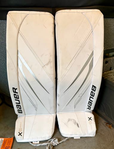 Large Bauer Vapor X5 Pro Goalie Leg Pads (Used)