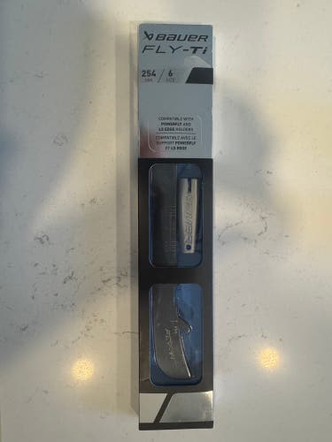 Bauer Fly-Ti Size 6(254 mm) (New)