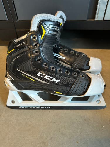 2018 CCM Tacks 9080 Hockey Goalie Skates Regular Width 7.5 (Used)