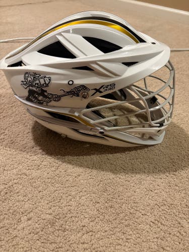 UMBC Retrievers Cascade XRS Pro Helmet